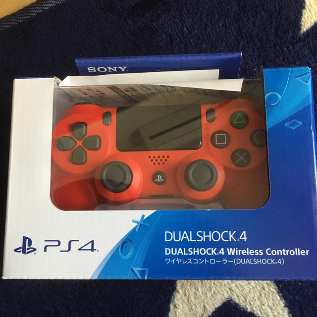 PlayStation4(プレイステーション4)のワイヤレスコントローラー(DUALSHOCK4) マグマ・レッド エンタメ/ホビーのゲームソフト/ゲーム機本体(その他)の商品写真