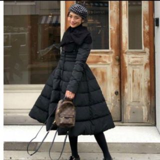 フォクシー ダウンコート 女優襟 ブラック 40サイズ フレア ウエスト
