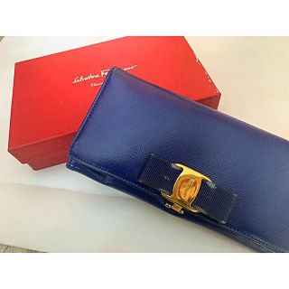 サルヴァトーレフェラガモ(Salvatore Ferragamo)のフェラガモ　財布(財布)