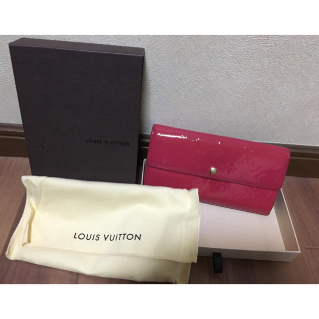 ルイヴィトン　LOUIS VUITTON 長財布