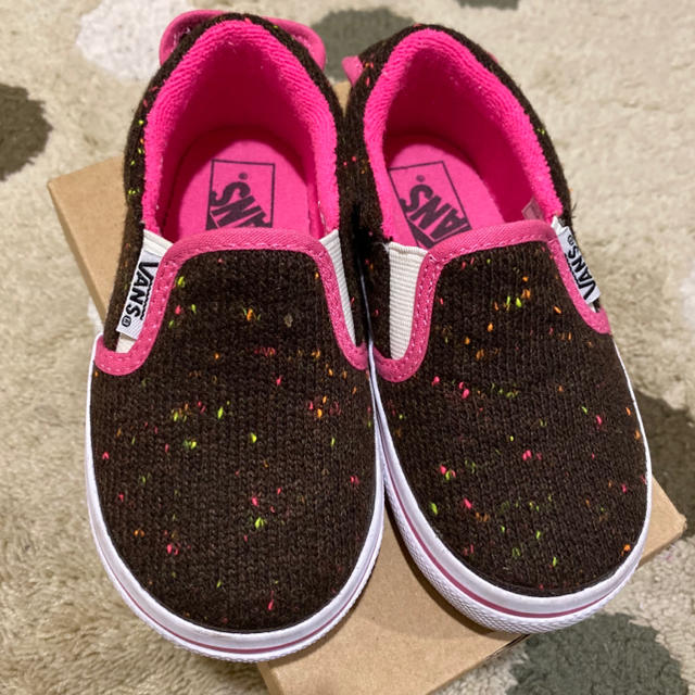 VANS(ヴァンズ)のピノ様　専用　VANS スニーカー　スリッポン キッズ/ベビー/マタニティのキッズ靴/シューズ(15cm~)(スニーカー)の商品写真