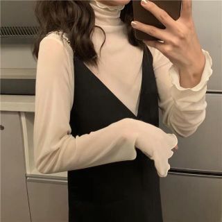 ザラ(ZARA)のシースルーインナー♡White(カットソー(長袖/七分))