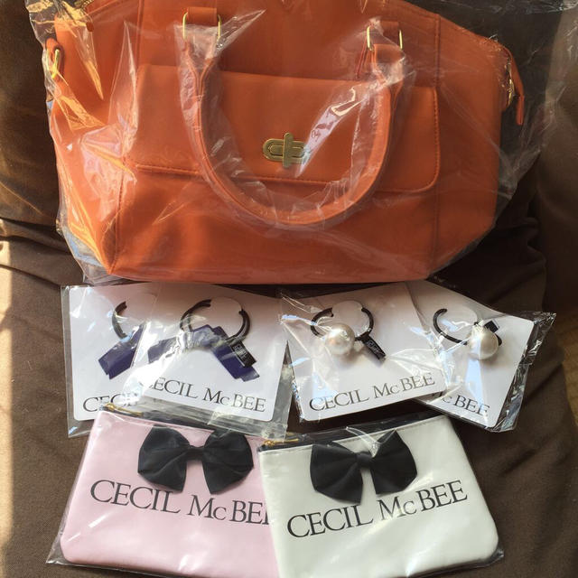 CECIL McBEE(セシルマクビー)のみよ様お取り置き セシルマクビーセット レディースのバッグ(ショルダーバッグ)の商品写真