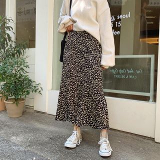 ザラ(ZARA)のレオパード プリーツスカート(ロングスカート)