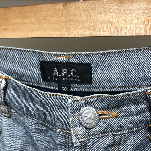 A.P.C(アーペーセー)のA.P.C. デニム　サイズ30 メンズのパンツ(デニム/ジーンズ)の商品写真