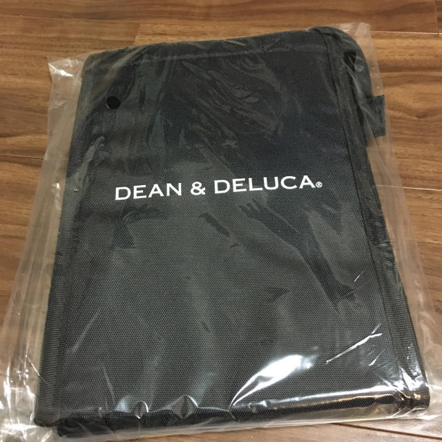 DEAN & DELUCA(ディーンアンドデルーカ)のDEAN&DELUCA 保冷バッグ インテリア/住まい/日用品のキッチン/食器(弁当用品)の商品写真