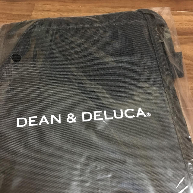 DEAN & DELUCA(ディーンアンドデルーカ)のDEAN&DELUCA 保冷バッグ インテリア/住まい/日用品のキッチン/食器(弁当用品)の商品写真