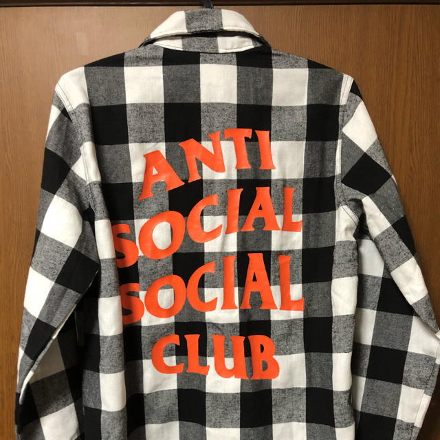 ANTI(アンチ)のANTI SOCIAL SOCIALCLUB Mサイズ シャツ メンズのトップス(シャツ)の商品写真