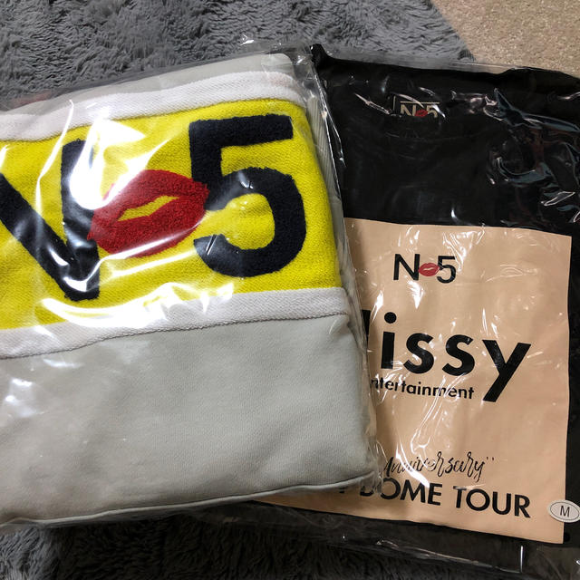 Nissy パーカー Tシャツ