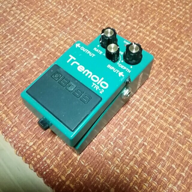 BOSS - ☆BOSS☆Tremolo☆TR-2☆トレモロ エフェクターの通販 by 値引交渉大歓迎！！シャルねこ★｜ボスならラクマ