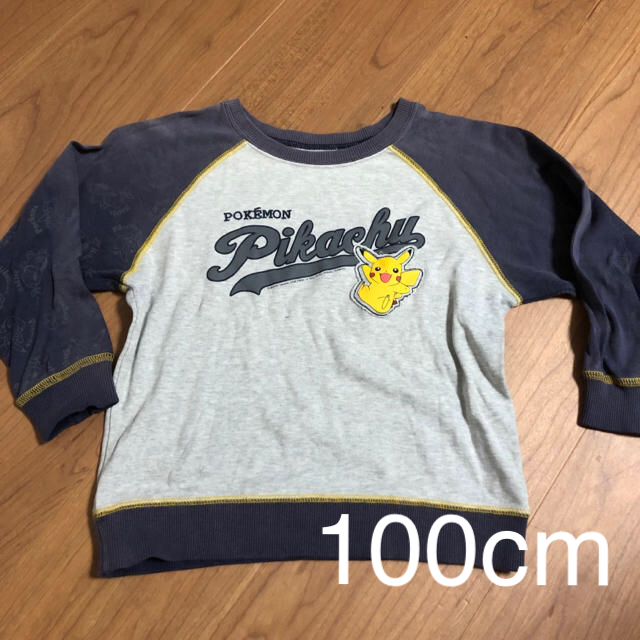 UNIQLO(ユニクロ)のポケモン ロングTシャツ 100cm キッズ/ベビー/マタニティのキッズ服男の子用(90cm~)(Tシャツ/カットソー)の商品写真