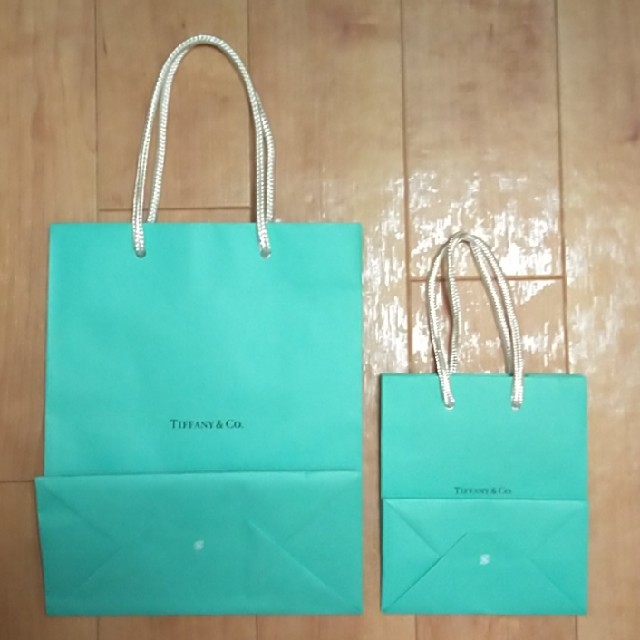 Tiffany & Co.(ティファニー)のティファニー　紙袋　まとめ売り レディースのバッグ(ショップ袋)の商品写真