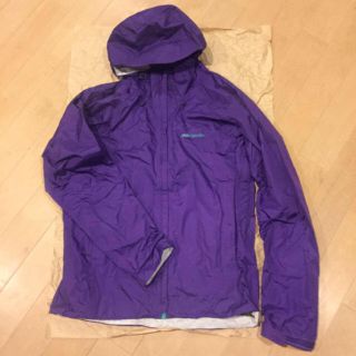 patagonia(ナイロンジャケット ・ パープル/紫色系)のフリマ patagonia(ナイロンジャケット ・ パープル/紫色系)のフリマ