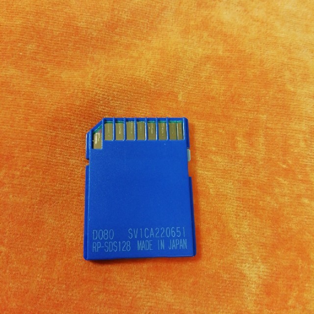 Panasonic(パナソニック)のSDカード  128MB スマホ/家電/カメラのPC/タブレット(PC周辺機器)の商品写真