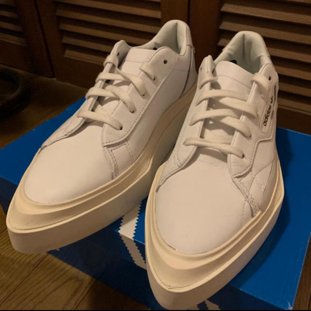 adidas by Stella McCartney(アディダスバイステラマッカートニー)の専用出品中！ハイパー スリーク 美品 完売品 25cm レディースの靴/シューズ(スニーカー)の商品写真