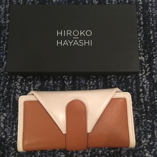 ヒロコハヤシ(HIROKO HAYASHI)のHIROKO HAYASHI 美品ほぼ未使用(財布)