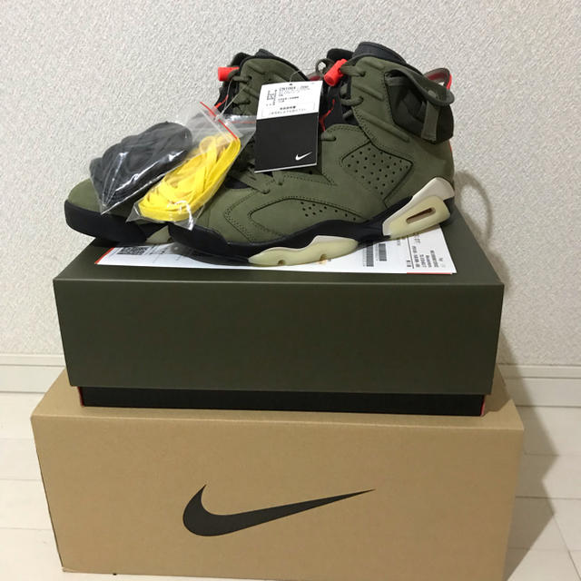 NIKE(ナイキ)のtravis scott  jordan6 メンズの靴/シューズ(スニーカー)の商品写真