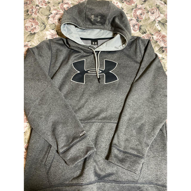 UNDER ARMOUR(アンダーアーマー)のアンダーアーマー　xxl メンズのトップス(パーカー)の商品写真