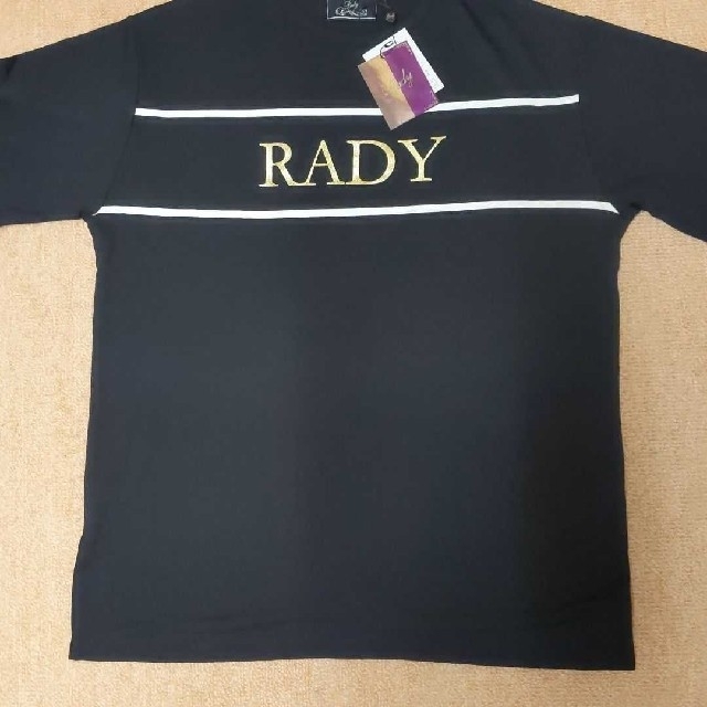 Rady(レディー)のタグ付き新品未使用！rady新作完売品Tシャツ レディースのトップス(Tシャツ(半袖/袖なし))の商品写真