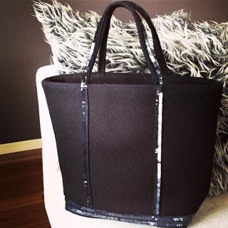 ヴァネッサ♡ブラックフェルトトートBAG(ハンドバッグ)