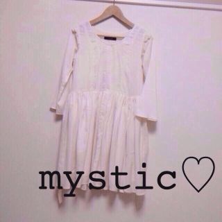 ミスティック(mystic)のmystic 白ワンピース(ひざ丈ワンピース)