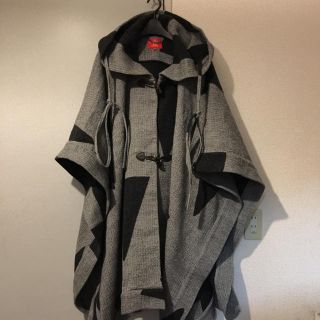 ヴィヴィアンウエストウッド　Vivienne Westwood ポンチョ