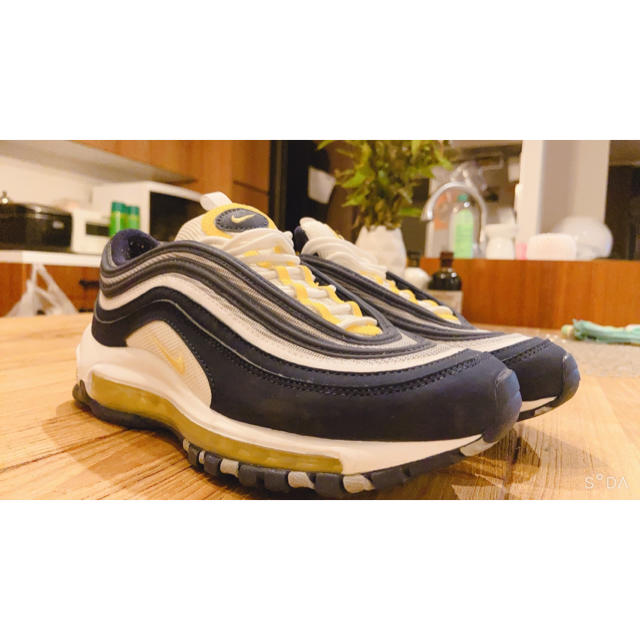 NIKE(ナイキ)の海外限定レアモデル ナイキ エアマックス97(23.5cm)ネイビーxイエロー レディースの靴/シューズ(スニーカー)の商品写真