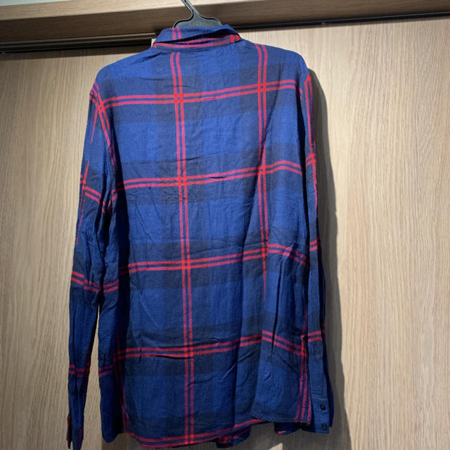 ZARA(ザラ)の【ZARA】青×赤　チェックシャツ レディースのトップス(シャツ/ブラウス(長袖/七分))の商品写真