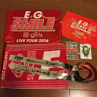 イーガールズ(E-girls)のE-girls E.G.SMILE ツアーグッズ タオル フラッグ  銀テープ(ミュージシャン)