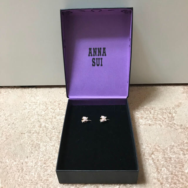 ANNA SUI(アナスイ)のANNA SUI アナスイ　イヤリング　ピンクゴールド レディースのアクセサリー(イヤリング)の商品写真