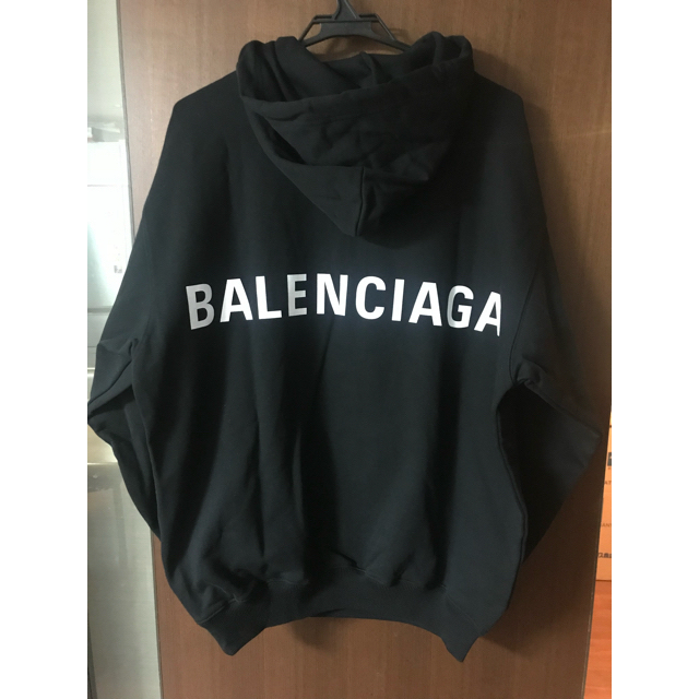 Balenciaga(バレンシアガ)の新品 Balenciaga logo hoodie sweater  メンズのトップス(パーカー)の商品写真