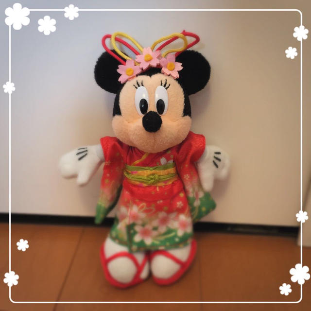 Disney(ディズニー)のミニー ぬいぐるみバッヂ エンタメ/ホビーのおもちゃ/ぬいぐるみ(ぬいぐるみ)の商品写真