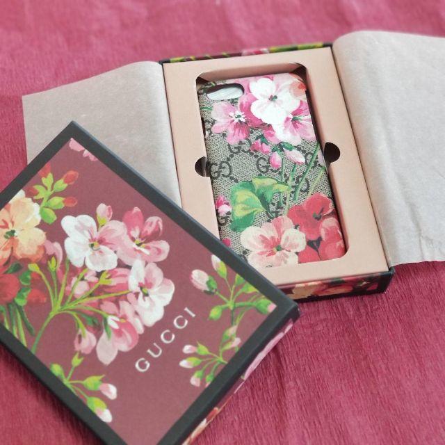 Gucci(グッチ)のiPhone 7&8 GUCCI iPhoneケース スマホ/家電/カメラのスマホアクセサリー(iPhoneケース)の商品写真