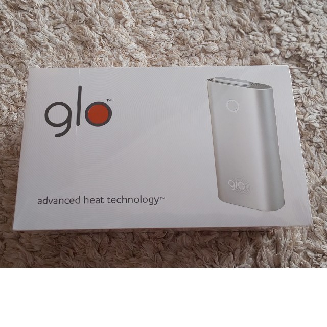 glo(グロー)の新品　glo　未開封品グロースターターキット メンズのファッション小物(タバコグッズ)の商品写真