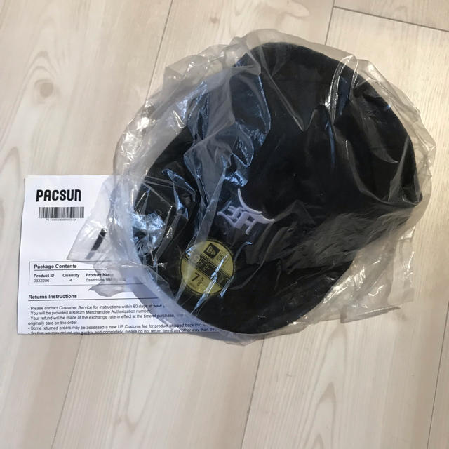 7 5/8 Fear of God Essentials New Era Cap