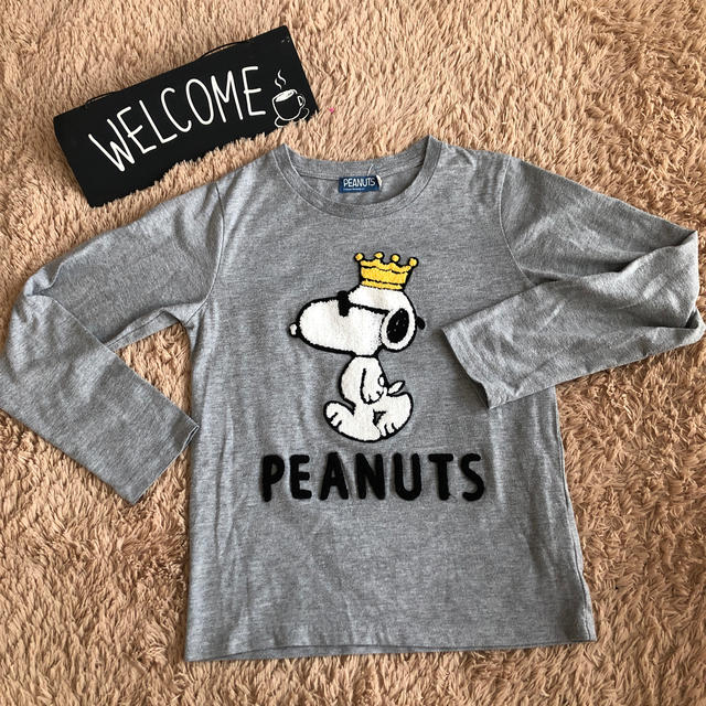 PEANUTS(ピーナッツ)のスヌーピー グレー ロンT 140  ピーナッツ used ✴︎ キッズ/ベビー/マタニティのキッズ服男の子用(90cm~)(Tシャツ/カットソー)の商品写真