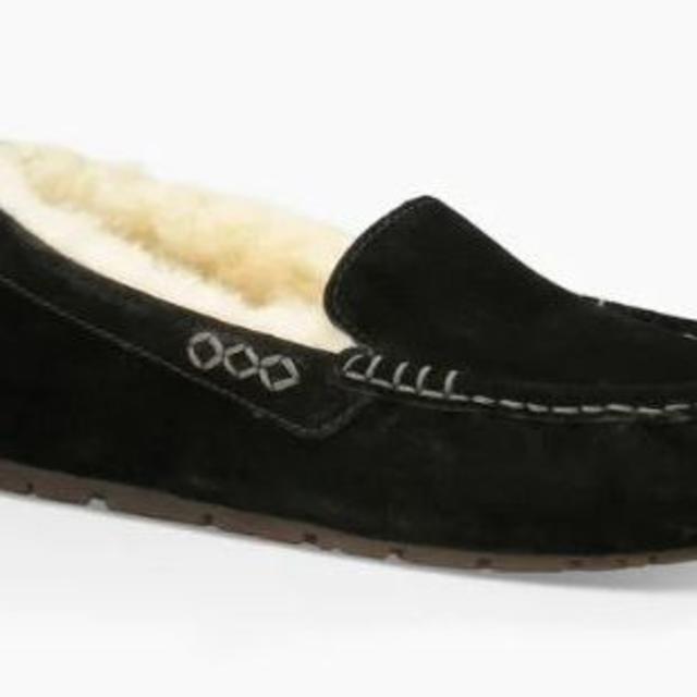 【新品特価】UGG ANSLEY　アグ　アンスレー　23ｃｍＢＬＡＣＫＳＩＺＥ