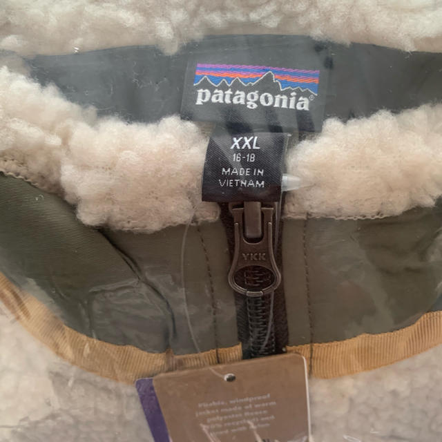 patagonia(パタゴニア)の【新品未使用】パタゴニア キッズ・レトロX ジャケット XXL レディースのジャケット/アウター(ブルゾン)の商品写真