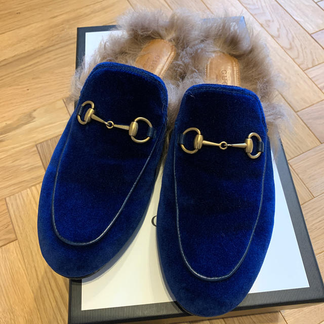 Gucci(グッチ)のGUCCI  38 ベルベットスリッパ　 レディースの靴/シューズ(ローファー/革靴)の商品写真