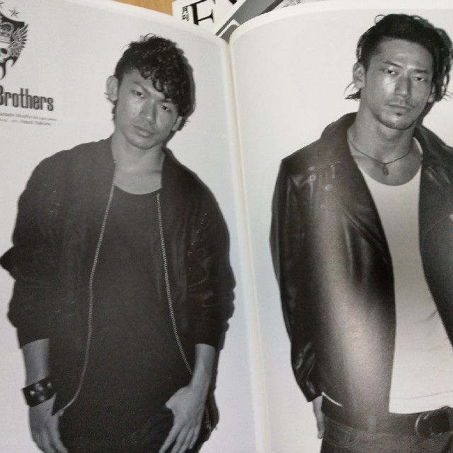 EXILE TRIBE(エグザイル トライブ)の月刊 EXILE (エグザイル) 2011年 10月号  エンタメ/ホビーの雑誌(音楽/芸能)の商品写真