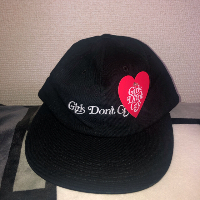 GDC(ジーディーシー)のgirls don't cry 6panel cap black メンズの帽子(キャップ)の商品写真