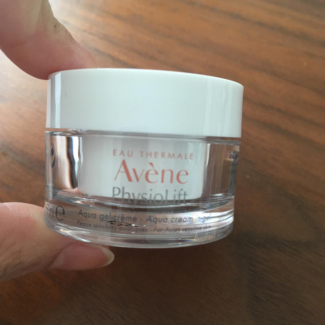 Avene(アベンヌ)のアベンヌ ミルキージェル エンリッチ コスメ/美容のスキンケア/基礎化粧品(オールインワン化粧品)の商品写真