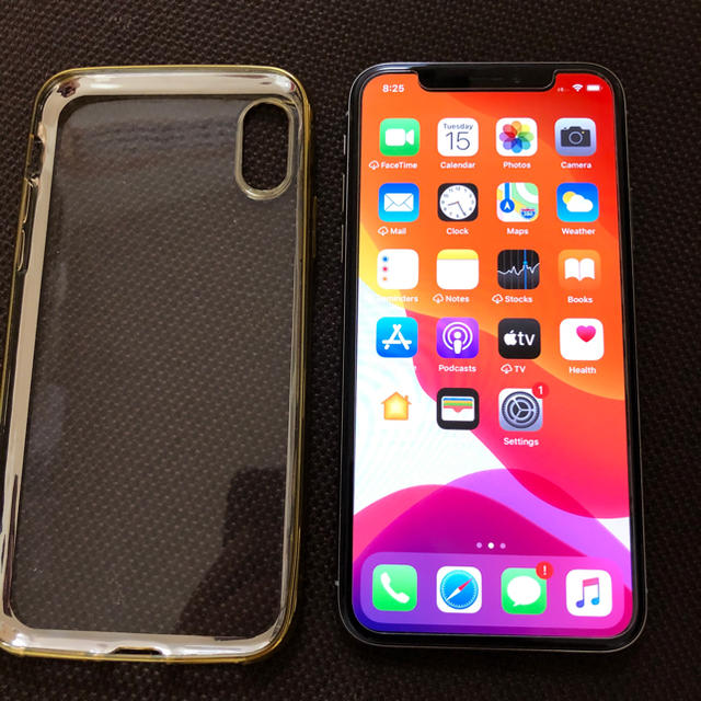 Apple(アップル)のiPhone x 256GB silver SIMフリー (再出品) スマホ/家電/カメラのスマートフォン/携帯電話(スマートフォン本体)の商品写真