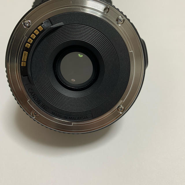 Canon(キヤノン)のCanon 単焦点レンズ EF40mm F2.8 STMフルサイズ対応パンケーキ スマホ/家電/カメラのカメラ(レンズ(単焦点))の商品写真