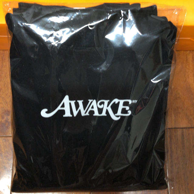 AWAKE(アウェイク)のawake gdc girls don't cry logo hoodie 黒M メンズのトップス(パーカー)の商品写真