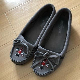 ミネトンカ(Minnetonka)の★ミネトンカ★ モカシン グレー サイズ7(スリッポン/モカシン)