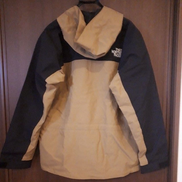 THE NORTH FACE(ザノースフェイス)のノースフェイス　マウンテンライトジャケット NP11834　BK　Lサイズ メンズのジャケット/アウター(マウンテンパーカー)の商品写真