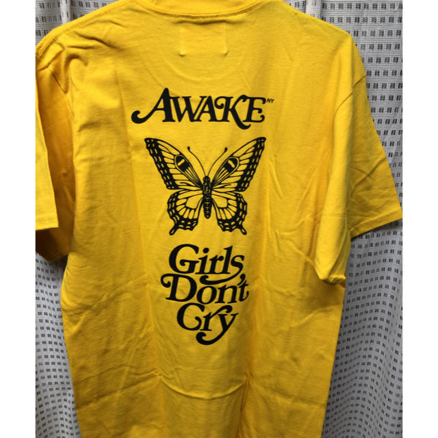 AWAKE(アウェイク)のawake gdc girls don't cry  tee 黄M メンズのトップス(Tシャツ/カットソー(半袖/袖なし))の商品写真