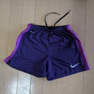 ナイキ(NIKE)のナイキNIKEショートパンツXSサイズ使用品(パンツ/スパッツ)