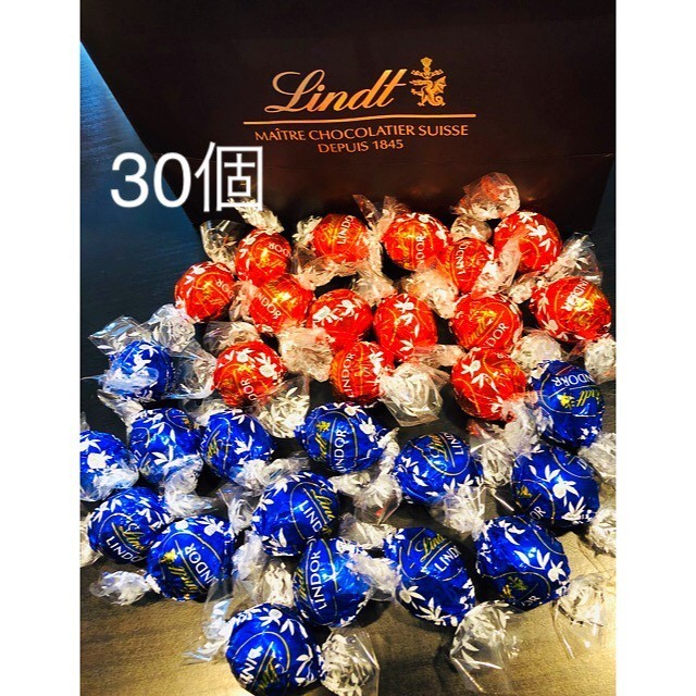 Lindt(リンツ)のリンドール チョコレート 30個 食品/飲料/酒の食品(菓子/デザート)の商品写真